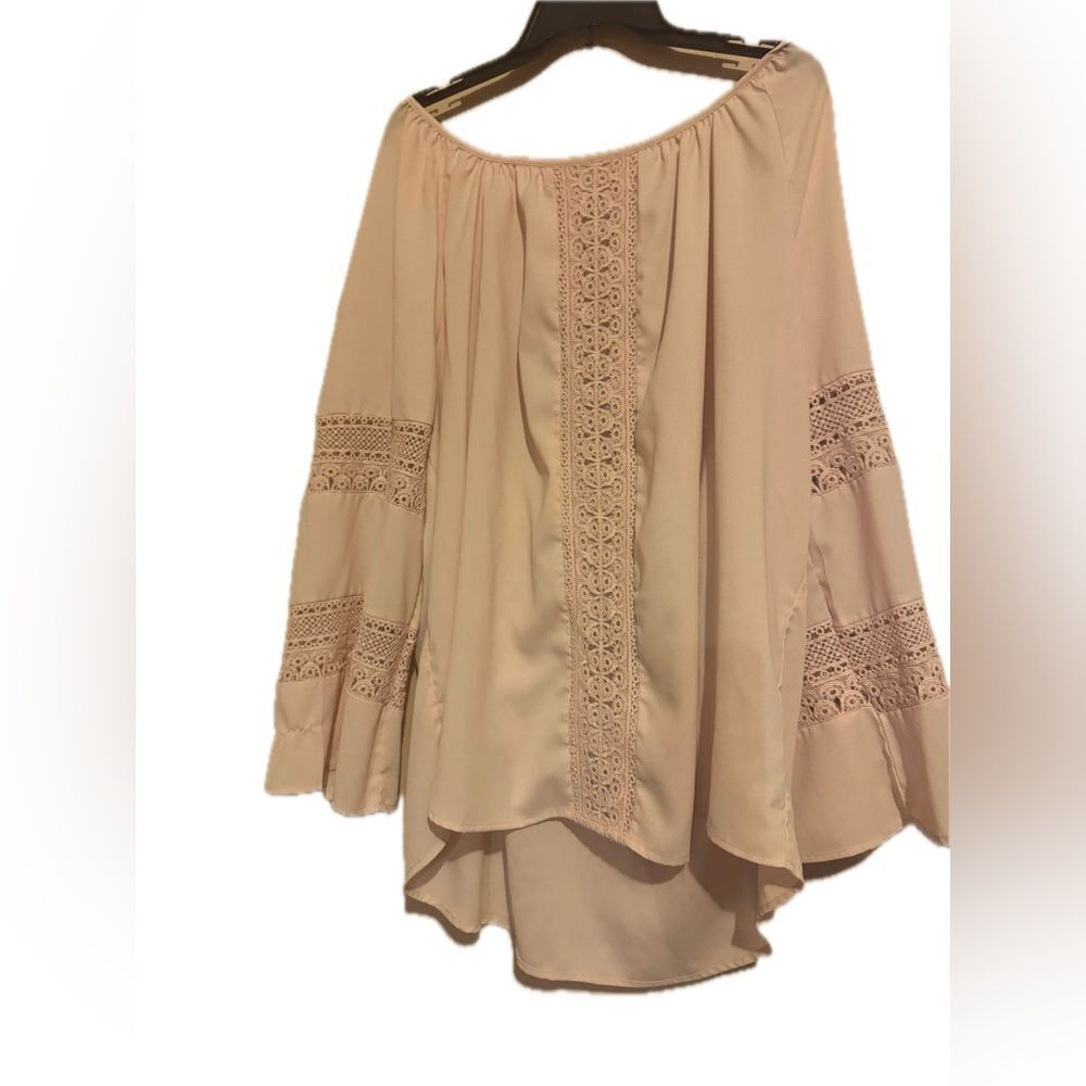 A DIVA W Plus 3x Soft‎ Pink/Beige Boho Peasant Sleeve Flowy Top/Blouse Crotchet